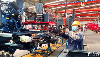 奮進新征程 建功新時代·十年答卷丨工業(yè) 絲織品